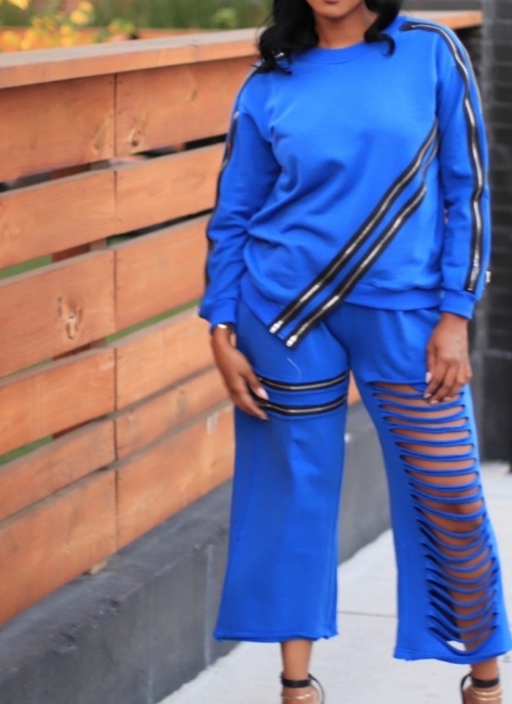 Asymmetrical Set With Matching Zippers